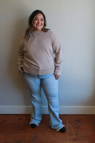 COZY CLASSIC PLUS SIZE MINERAL WASHED CREW