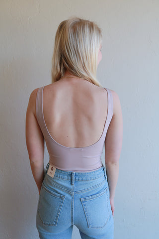 HUG ME SCOOP NECK BODYSUIT